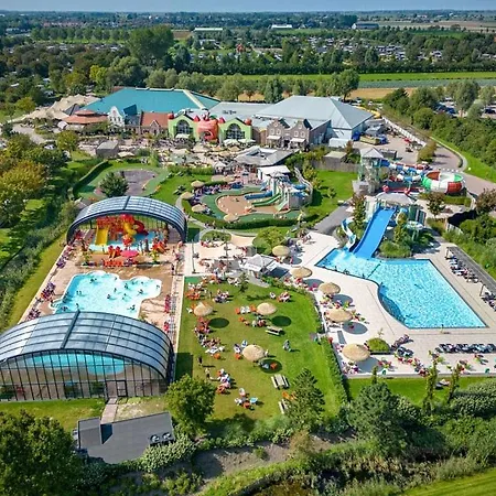 Stacaravan Op 5 Ster Campingpark Capfun De Bongerd