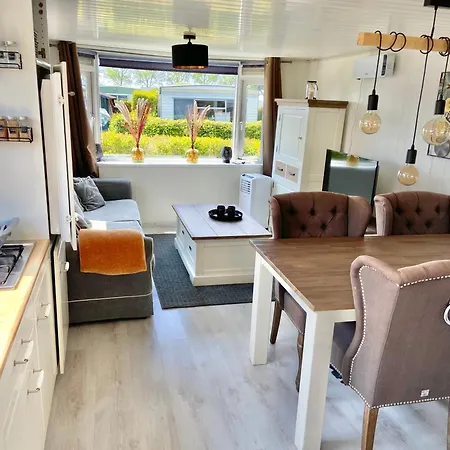 Stacaravan Op 5 Ster Campingpark Capfun De Bongerd